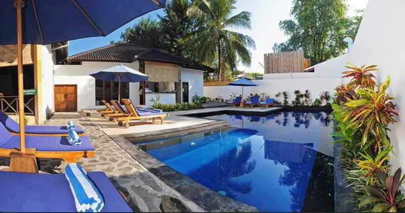 Tir Na Nog Beachfront Resort Гили Траванган Экстерьер фото