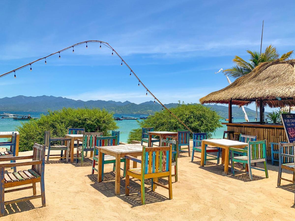 Tir Na Nog Beachfront Resort Гили Траванган Экстерьер фото